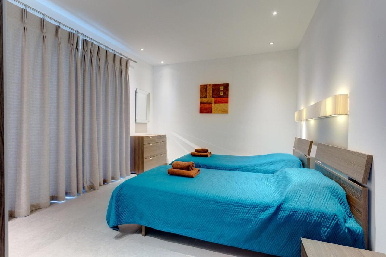 Seaview Apartment In Fort Cambridge, Слима Экстерьер фото