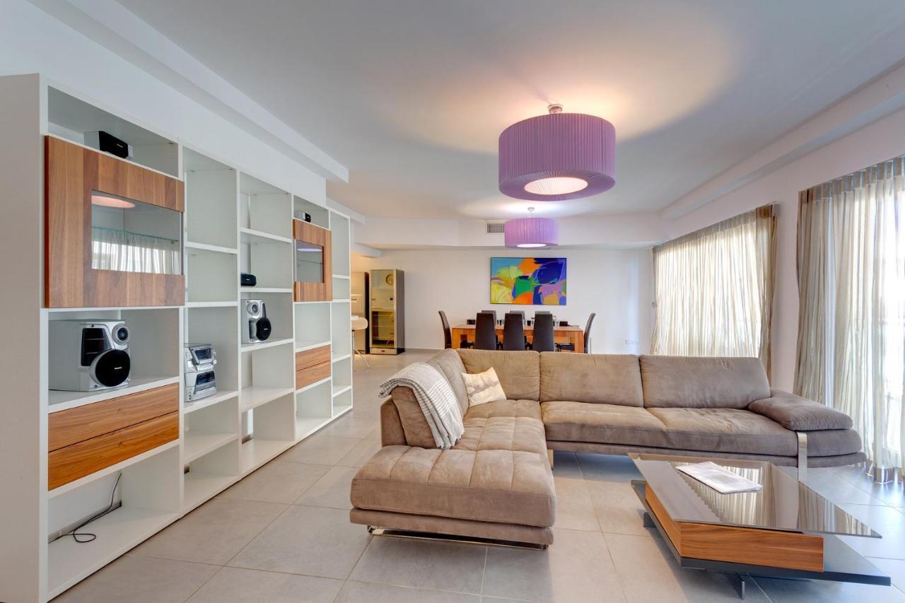 Seaview Apartment In Fort Cambridge, Слима Экстерьер фото